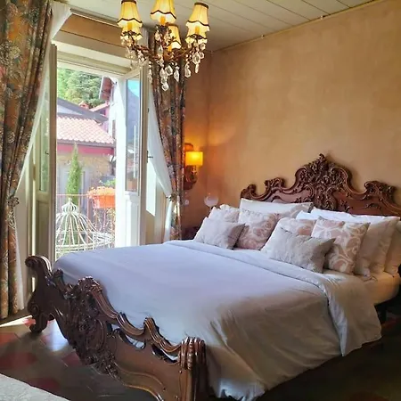 Costanza Con Balcone E Vista Giardino 마그레글리오