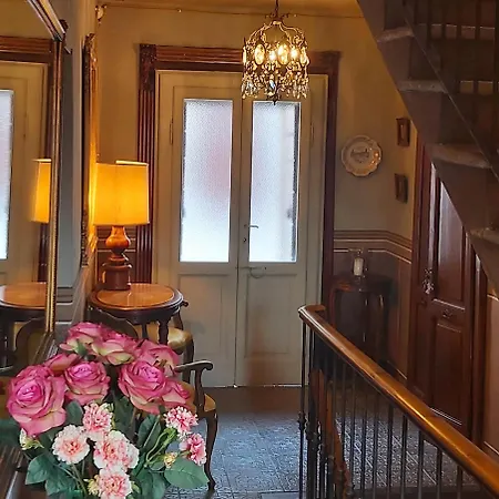 Costanza Con Balcone E Vista Giardino